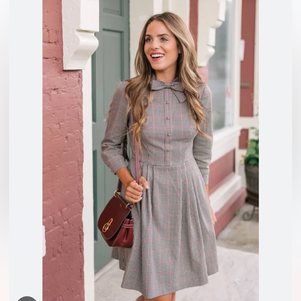 Gal Meet Glams Blanche plaid dress ❤️